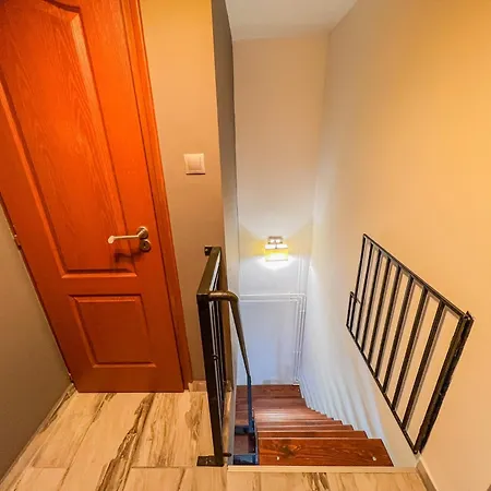 Apartament Mihi *